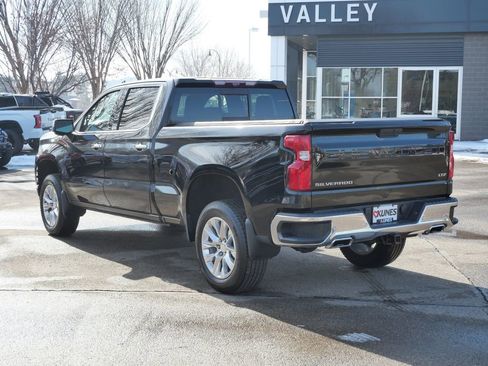 Used 2020 Chevrolet Silverado 1500 LTZ w/ LTZ Premium Package AWD/4WD image 7