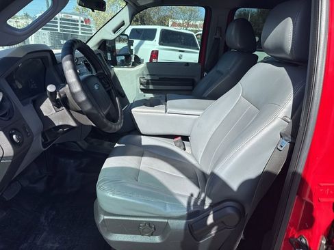 Used 2015 Ford F250 XL w/ XL Value Package image 6