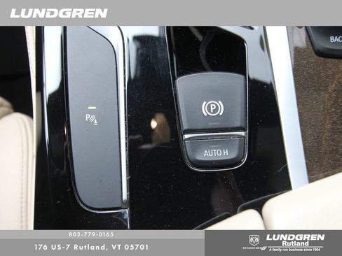 Used 2019 BMW 540i xDrive image 28