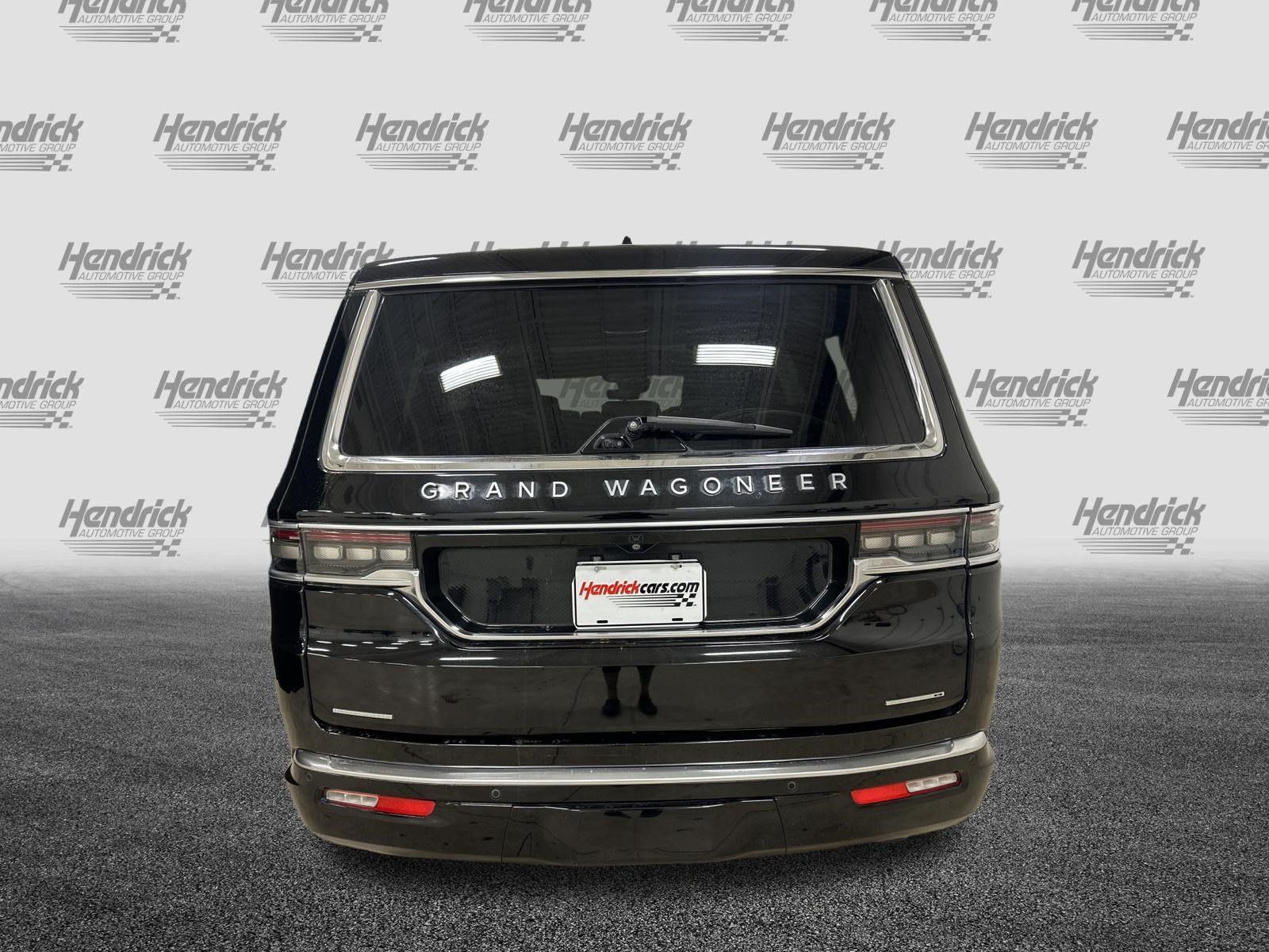 Used 2022 Jeep Grand Wagoneer Series II w/ Convenience Group III AWD/4WD image 9