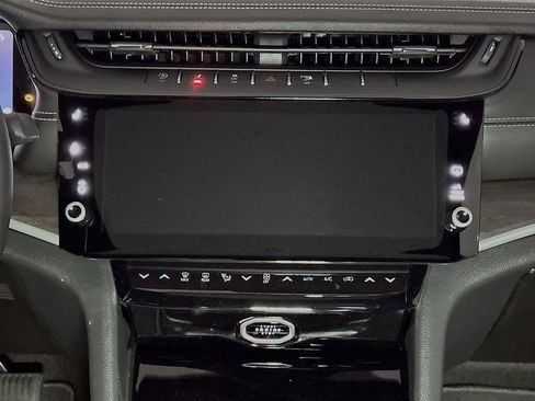 New 2026 Jeep Grand Cherokee Limited AWD/4WD image 9
