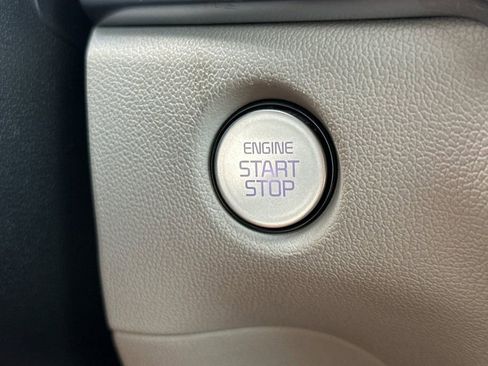 Used 2025 Kia Sorento EX image 27