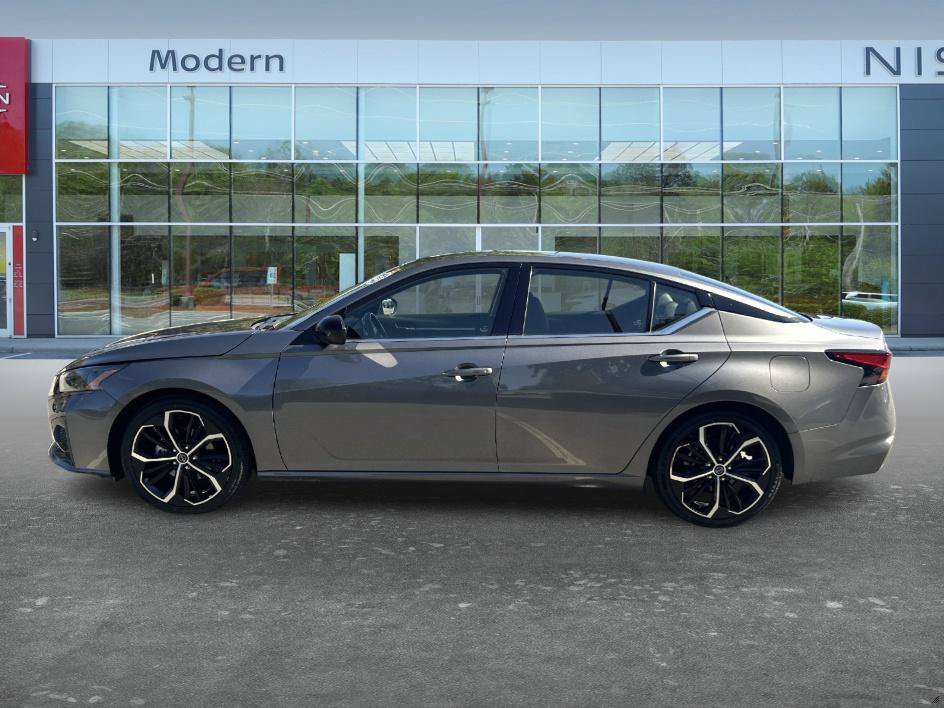 Certified 2024 Nissan Altima 2.5 SR FWD image 8