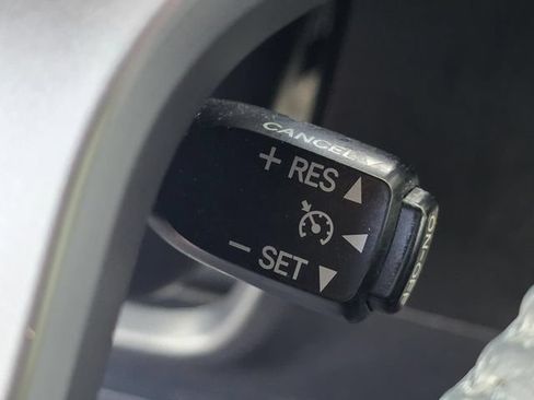Used 2019 Toyota 4Runner Limited RWD image 25