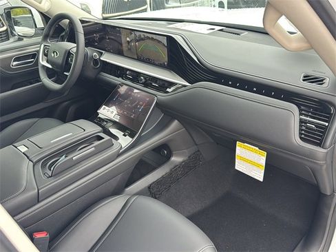 New 2026 INFINITI QX80 Pure w/ Cargo Package image 28