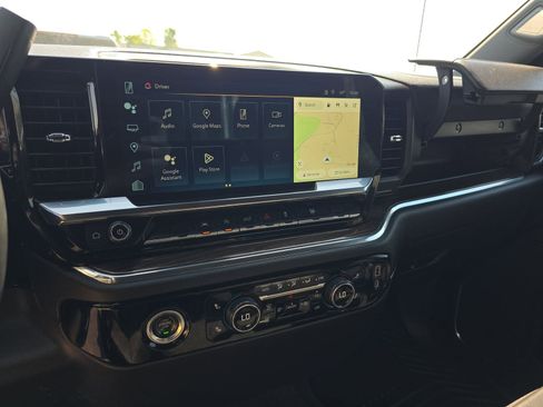 Used 2023 Chevrolet Silverado 1500 RST AWD/4WD image 12