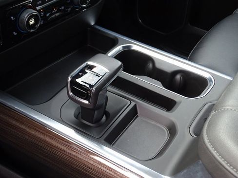 Used 2022 Chevrolet Silverado 1500 RST w/ Rally Edition image 18