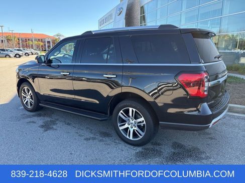 Used 2024 Ford Expedition Limited image 3