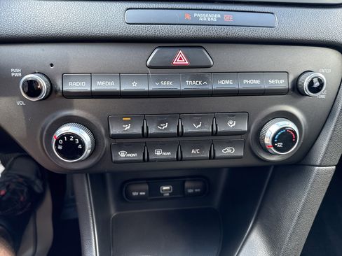 Certified 2021 Kia Sportage LX AWD/4WD image 25