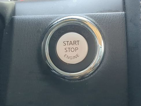 Certified 2024 Nissan Armada Platinum w/ Captain's Chairs Package image 28