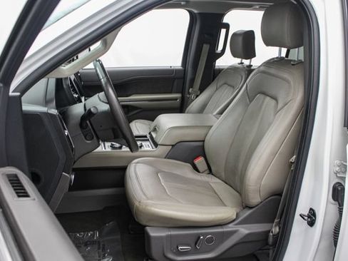Certified 2020 Ford Expedition Limited w/ Special Edition Package AWD/4WD image 17