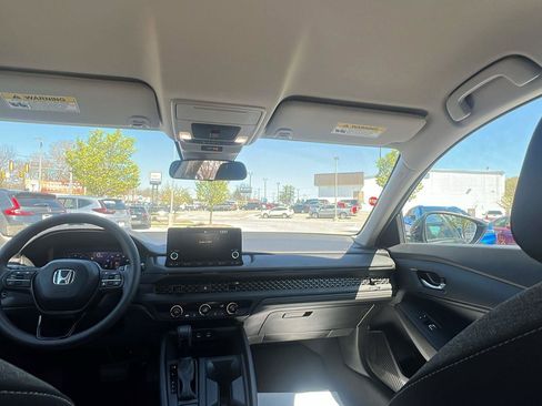 Used 2024 Honda Accord LX image 18