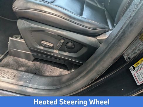 Used 2023 Ford Explorer XLT w/ Equipment Group 202A RWD image 20
