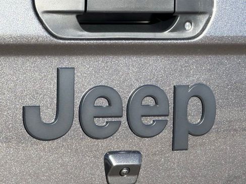 New 2026 Jeep Gladiator Willys image 11