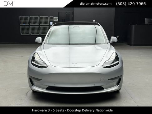 Used 2017 Tesla Model 3 Long Range image 11