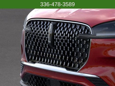 New 2026 Lincoln Aviator AWD image 17