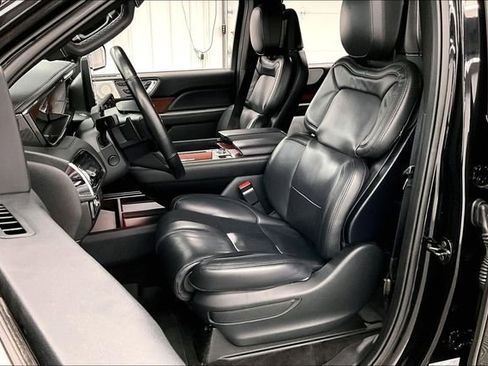 Used 2023 Lincoln Navigator L Reserve w/ Equipment Group 201A AWD/4WD image 22