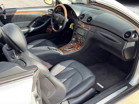 Used 2007 Mercedes-Benz CLK 350 Cabriolet image 21
