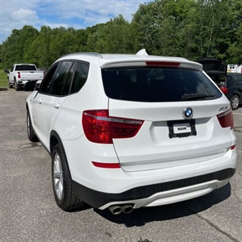 Used 2017 BMW X3 xDrive28i AWD/4WD image 16