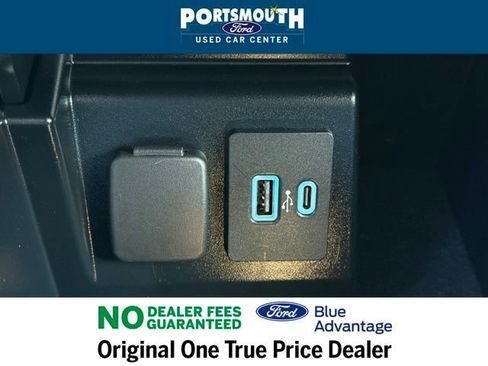 Used 2022 Ford Explorer XLT w/ Equipment Group 202A image 14