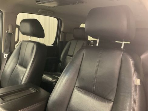 Used 2014 Chevrolet Suburban LS AWD/4WD image 14