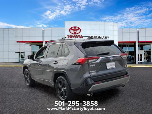 Used 2019 Toyota RAV4 XSE AWD/4WD image 3
