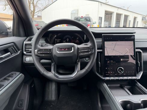 New 2026 GMC Acadia AT4 w/ Luxury Package image 13