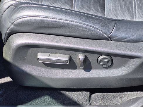 Used 2019 Honda CR-V EX-L image 15