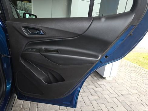 Used 2019 Chevrolet Equinox LT image 11