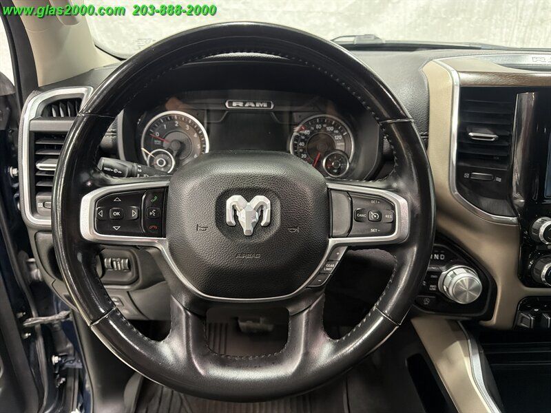 Used 2022 RAM 1500 Laramie AWD/4WD image 4