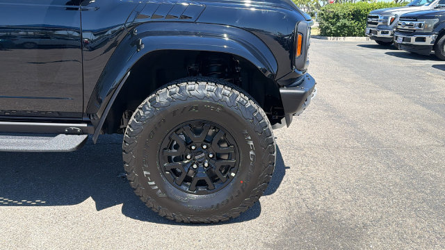 New 2026 Ford Bronco Raptor w/ Interior Carbon Fiber Pack AWD/4WD image 9