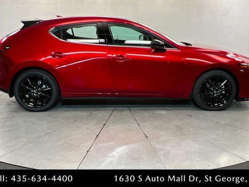 New 2026 MAZDA MAZDA3 Hatchback w/Premium Plus Pkg AWD/4WD image 7