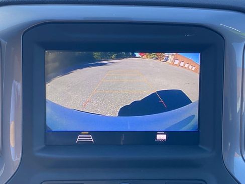 Used 2022 Chevrolet Silverado 1500 Custom image 26