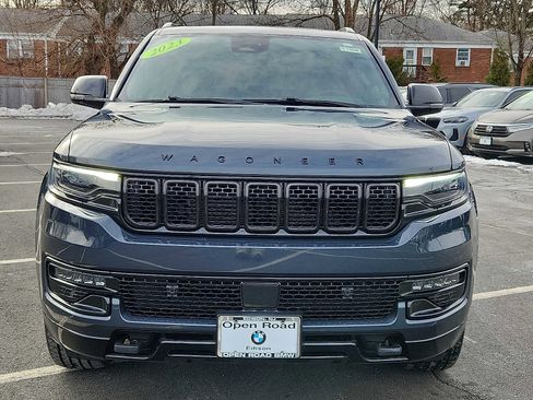 Used 2023 Jeep Wagoneer Series II image 2