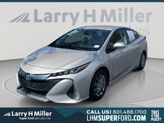 Used 2021 Toyota Prius Prime LE FWD video 1