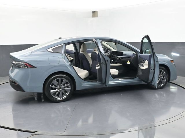 New 2026 Nissan Sentra SL w/ Floor Mat Package FWD image 45