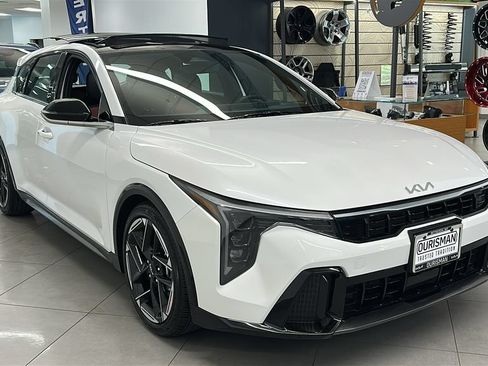 New 2026 Kia K4 GT-Line FWD image 1