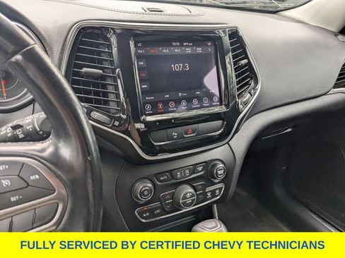 Used 2020 Jeep Cherokee Limited FWD image 22