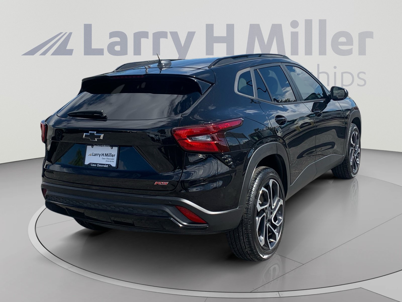 Used 2025 Chevrolet Trax RS w/ Sunroof Package FWD image 5