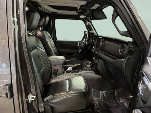 Used 2021 Jeep Wrangler Unlimited Sahara AWD/4WD image 29