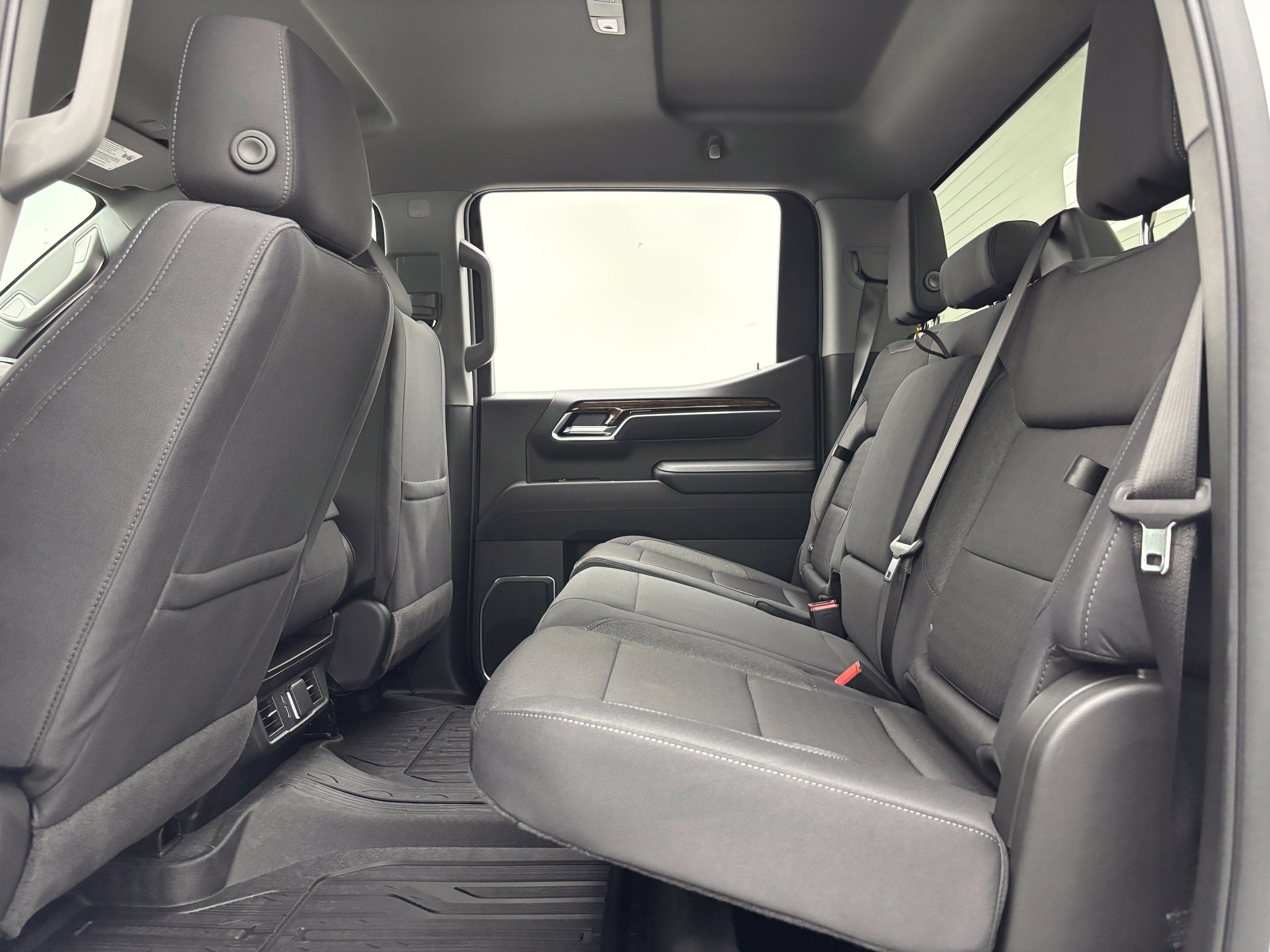 New 2026 GMC Sierra 1500 Elevation w/ Elevation Select Package AWD/4WD image 36