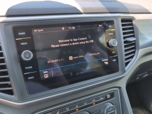 Used 2021 Volkswagen Atlas SE w/ Panoramic Sunroof Package AWD/4WD image 16