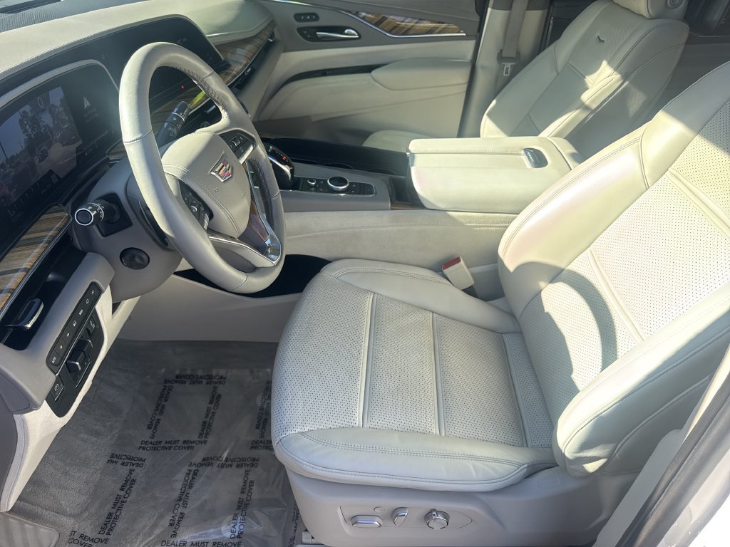 Used 2021 Cadillac Escalade ESV Sport Platinum AWD/4WD image 9