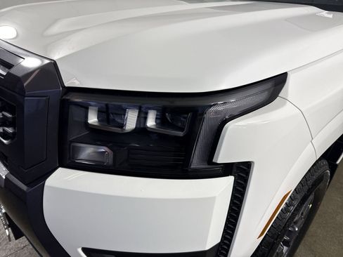 New 2026 Nissan Frontier SV w/ Tow Package image 27