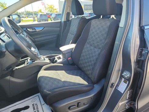 Used 2020 Nissan Rogue Sport SV image 22