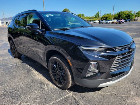 Certified 2021 Chevrolet Blazer LT w/ Sound & Technology Package FWD image 3