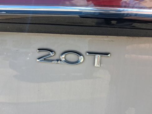 Used 2020 Lincoln Nautilus FWD w/ Equipment Group 101A image 9