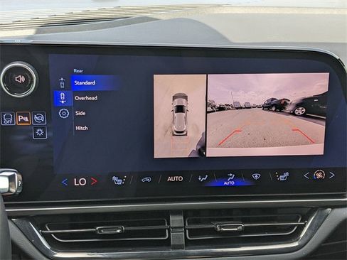 Used 2025 Chevrolet Equinox EV RS image 27