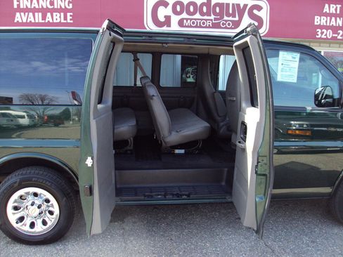 Used 2014 Chevrolet Express 1500 LT w/ LT Preferred Equipment Group AWD/4WD image 10
