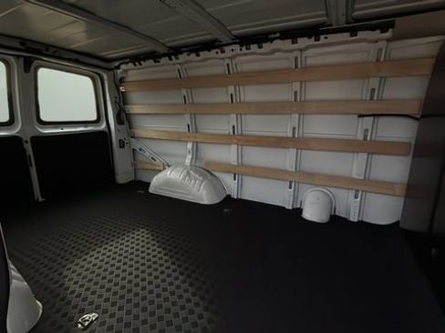 Used 2024 Chevrolet Express 2500 Work Van w/ Driver Convenience Package image 38